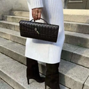 حقيبة جلد شبابية