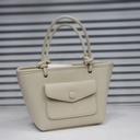 حقيبة جلد شبابية