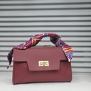 حقيبة جلد شبابية