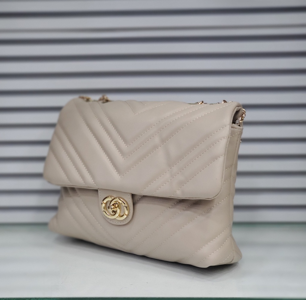 حقيبة جلد شبابية