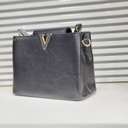 حقيبة جلد شبابية