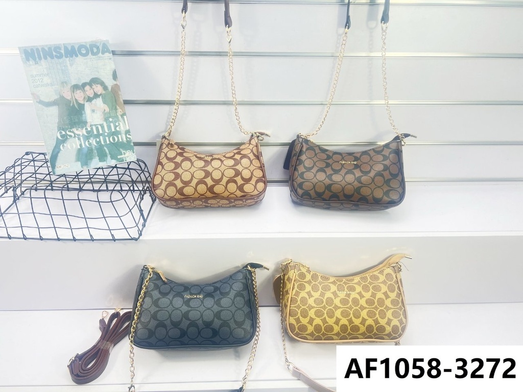 حقيبة جلد شبابية