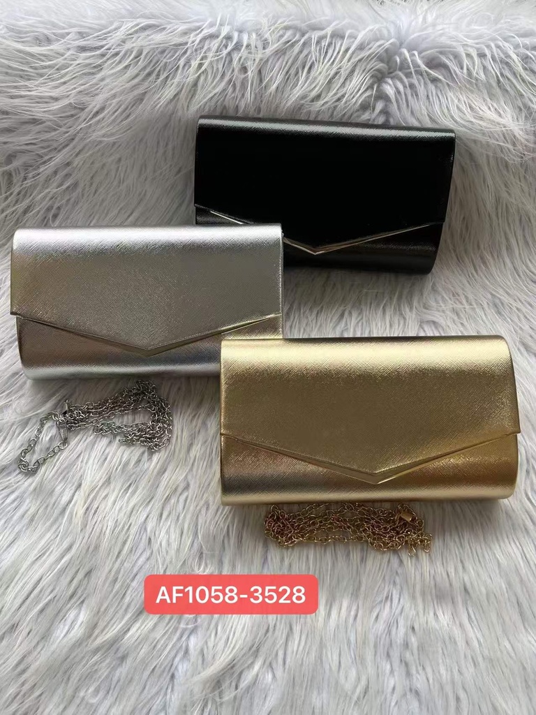 حقيبة جلد شبابية