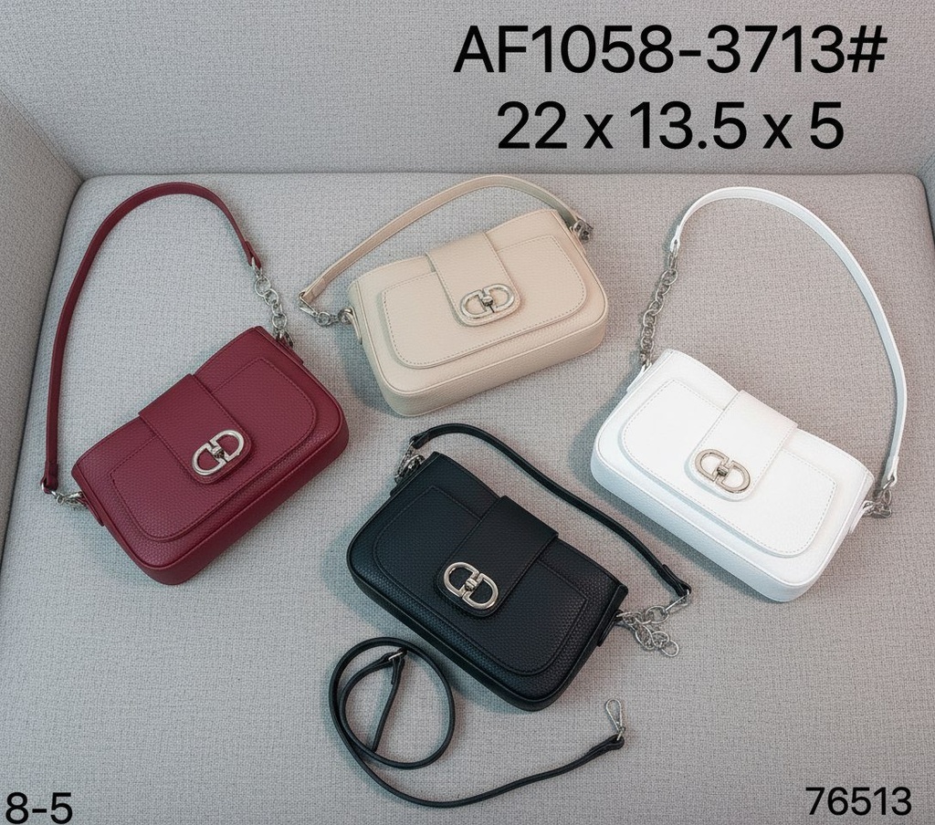 حقيبة شبابية